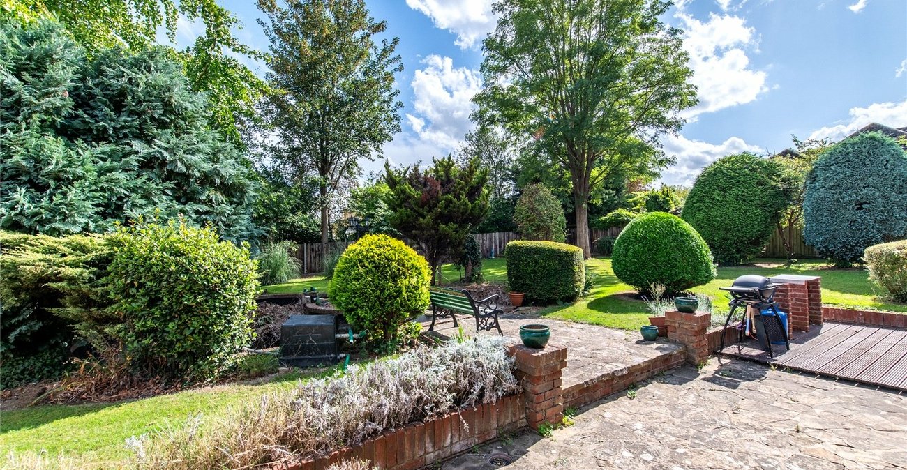 5 bedroom house for sale in Gravesend | Robinson Michael & Jackson