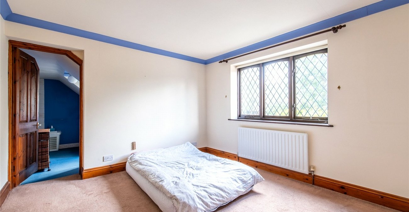 5 bedroom house for sale in Gravesend | Robinson Michael & Jackson