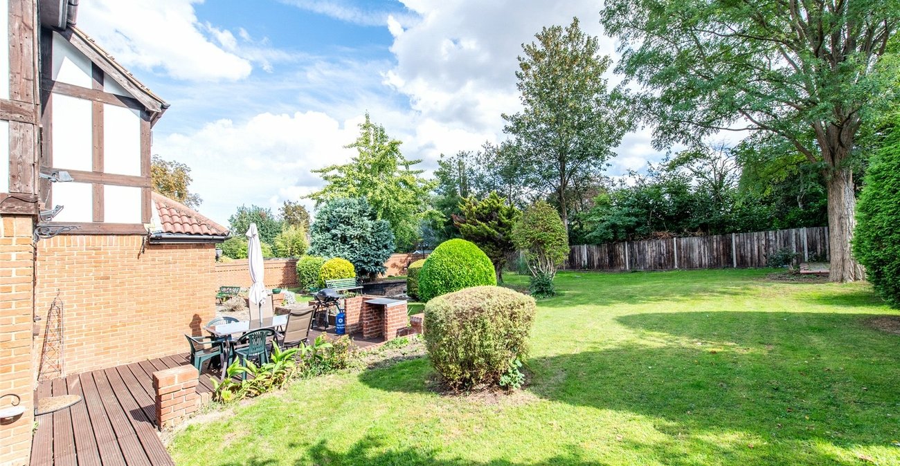 5 bedroom house for sale in Gravesend | Robinson Michael & Jackson