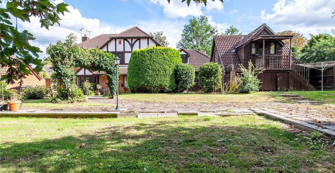 5 bedroom house for sale in Gravesend | Robinson Michael & Jackson