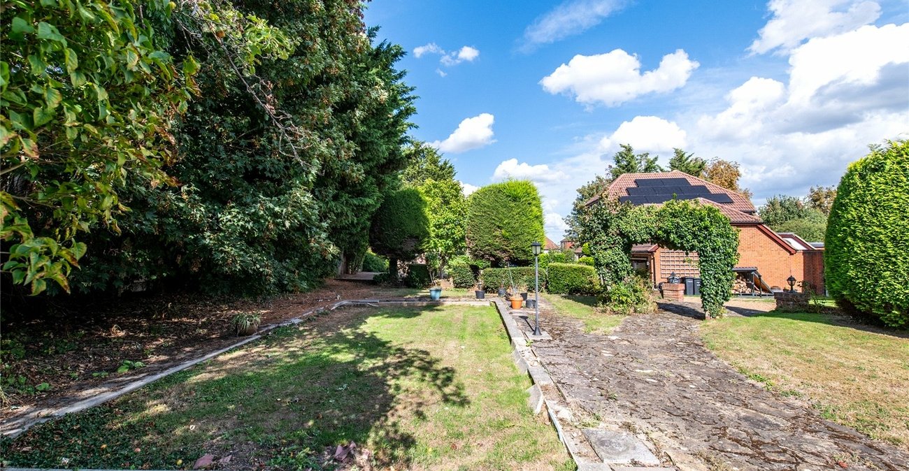 5 bedroom house for sale in Gravesend | Robinson Michael & Jackson