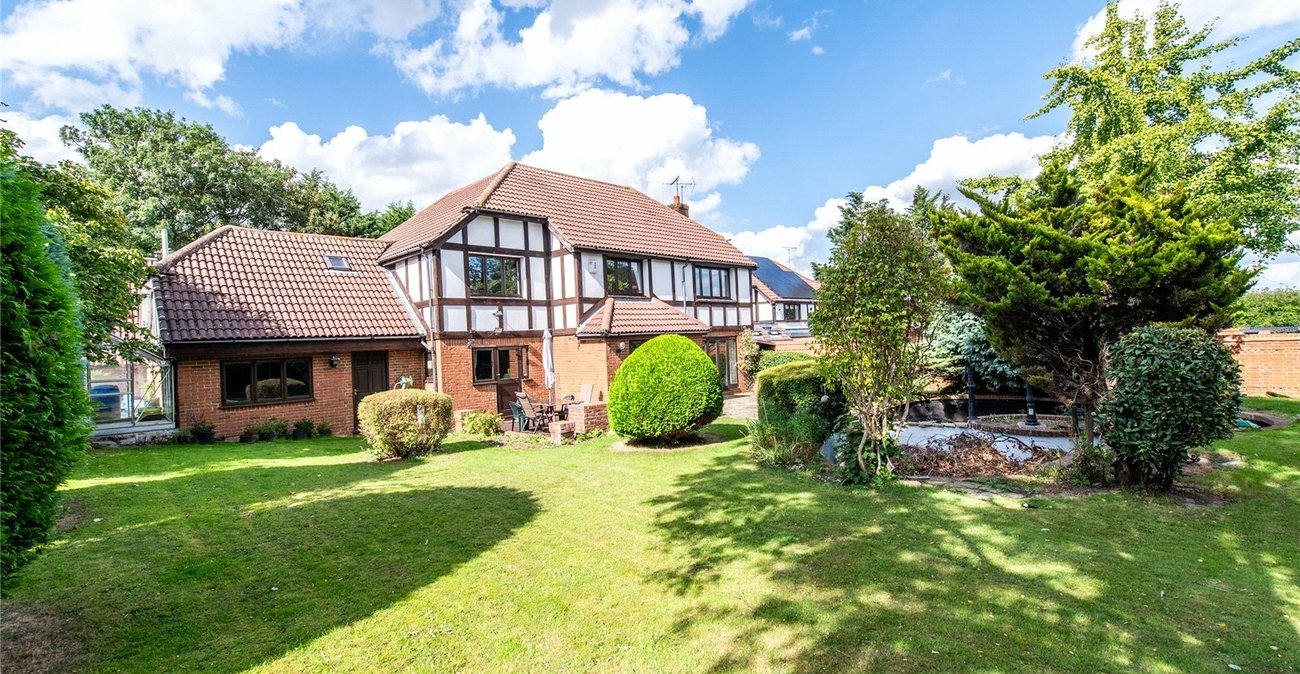 5 bedroom house for sale in Gravesend | Robinson Michael & Jackson