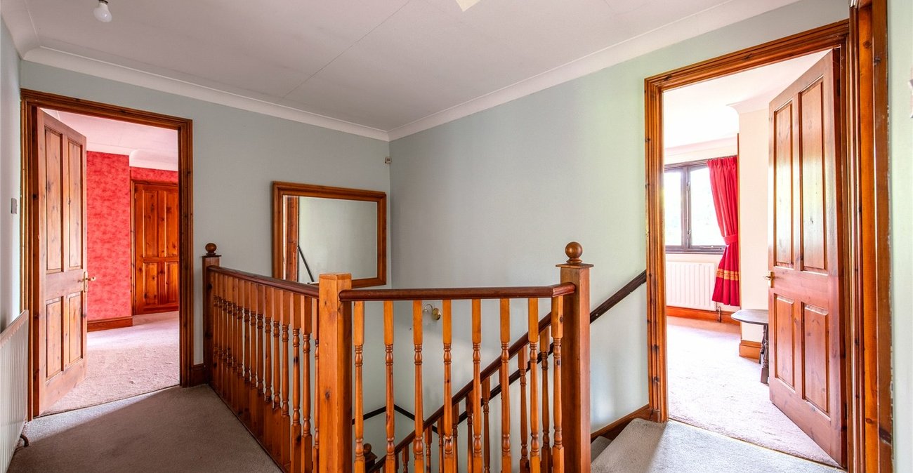 5 bedroom house for sale in Gravesend | Robinson Michael & Jackson