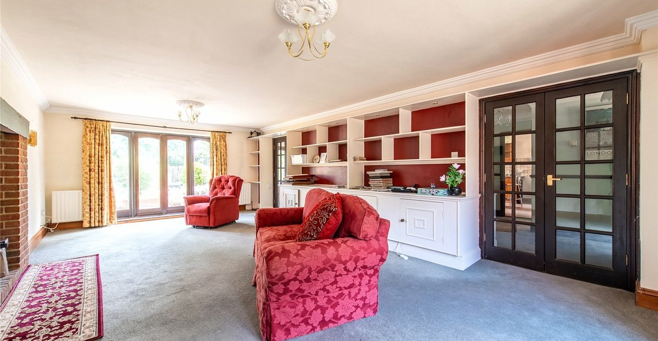 5 bedroom house for sale in Gravesend | Robinson Michael & Jackson