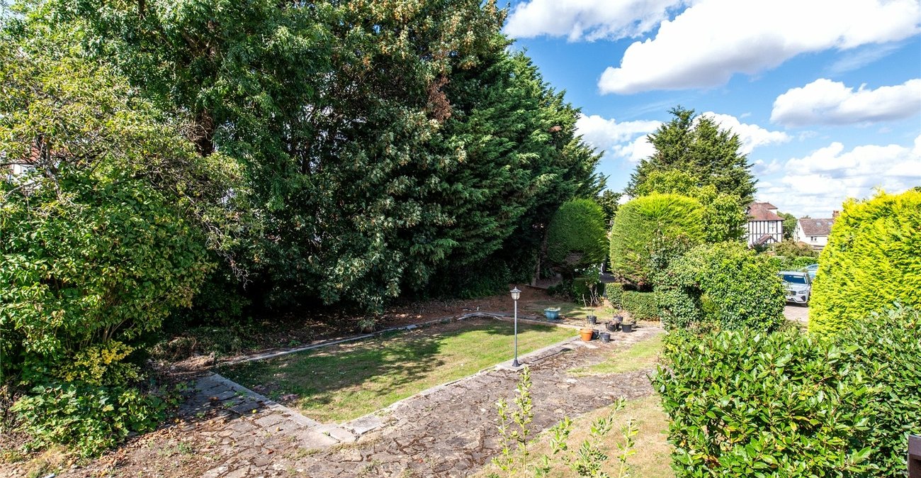 5 bedroom house for sale in Gravesend | Robinson Michael & Jackson