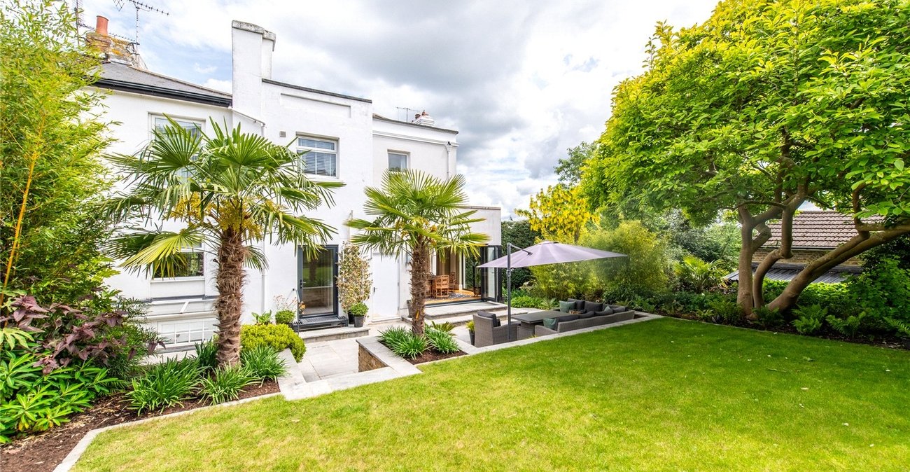 5 bedroom house for sale in Gravesend | Robinson Michael & Jackson
