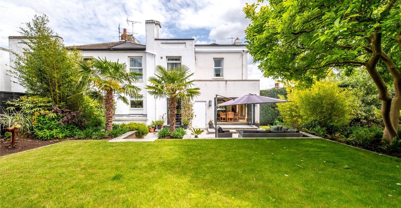 5 bedroom house for sale in Gravesend | Robinson Michael & Jackson