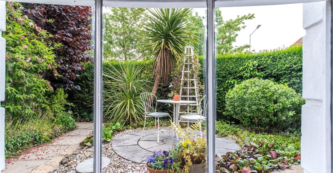 5 bedroom house for sale in Gravesend | Robinson Michael & Jackson