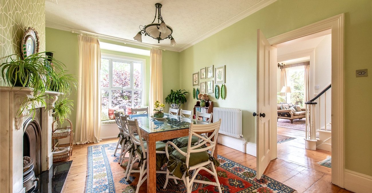 5 bedroom house for sale in Gravesend | Robinson Michael & Jackson