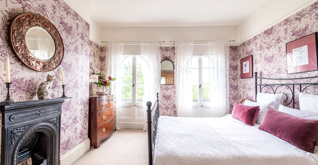 5 bedroom house for sale in Gravesend | Robinson Michael & Jackson