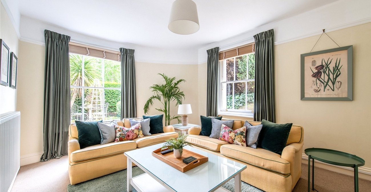 5 bedroom house for sale in Gravesend | Robinson Michael & Jackson