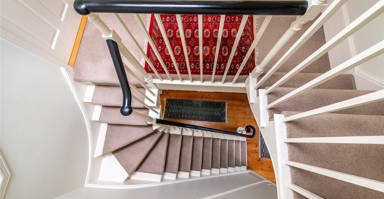 5 bedroom house for sale in Gravesend | Robinson Michael & Jackson
