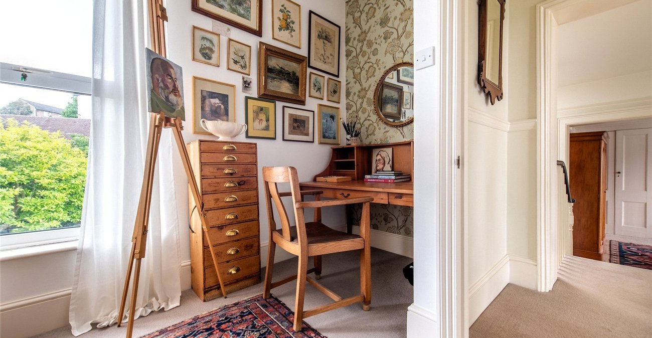 5 bedroom house for sale in Gravesend | Robinson Michael & Jackson