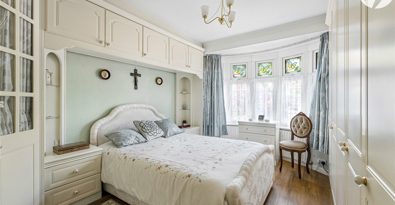 4 bedroom bungalow for sale in Sutton At Hone | Robinson Jackson