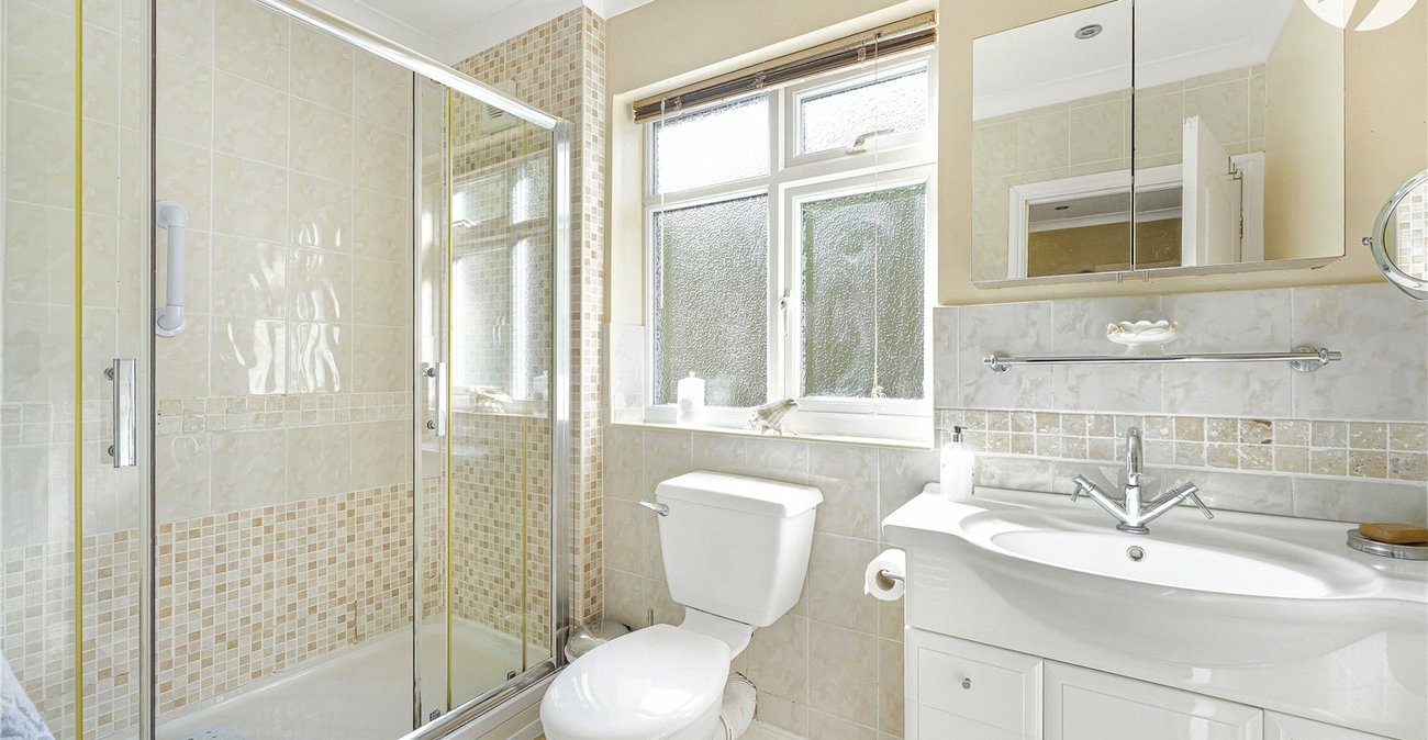 4 bedroom bungalow for sale in Sutton At Hone | Robinson Jackson