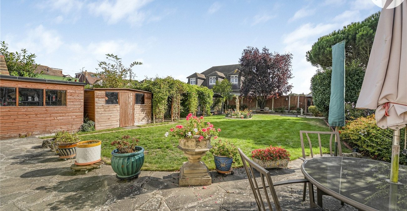 4 bedroom bungalow for sale in Sutton At Hone | Robinson Jackson