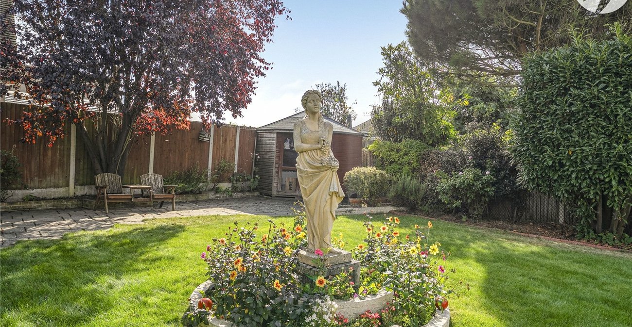 4 bedroom bungalow for sale in Sutton At Hone | Robinson Jackson