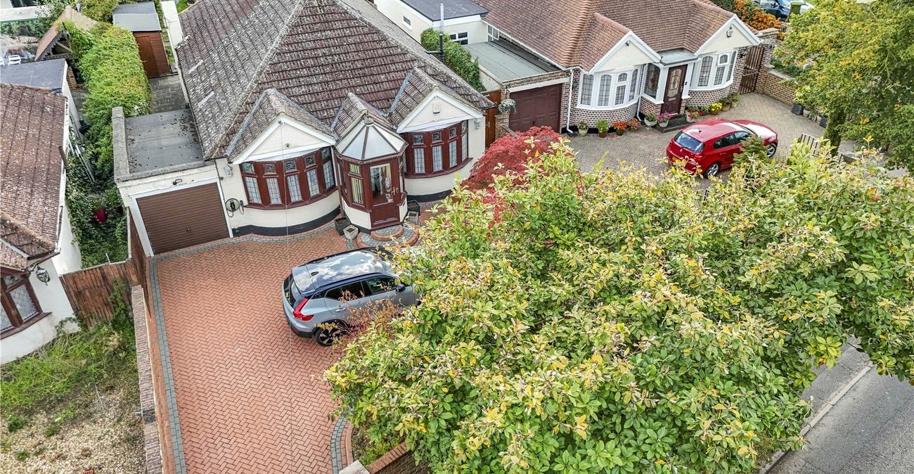 4 bedroom bungalow for sale in Sutton At Hone | Robinson Jackson