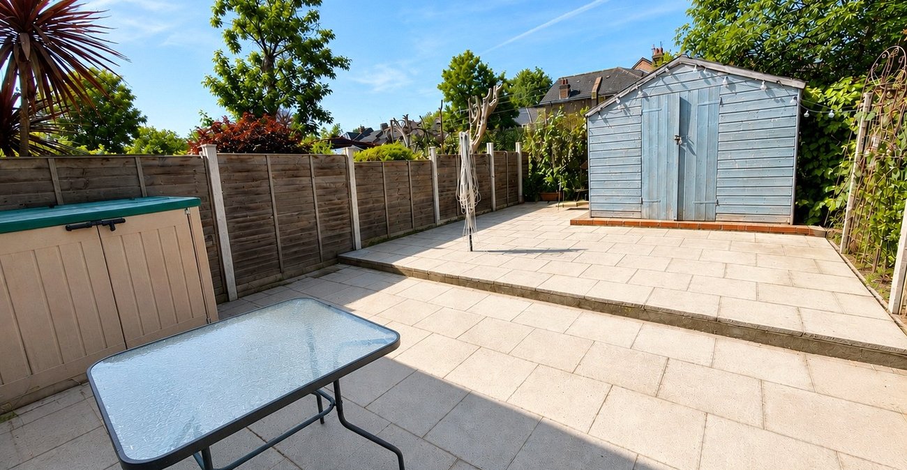 1 bedroom property for sale in London | Robinson Jackson