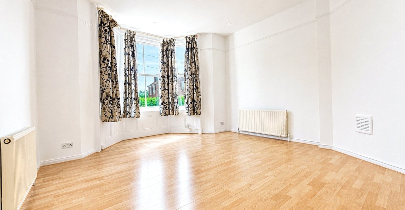 1 bedroom property for sale in London | Robinson Jackson