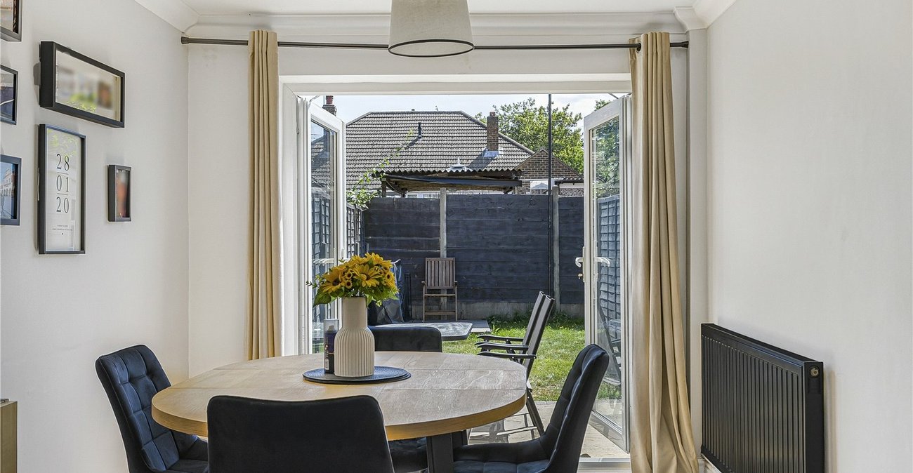 3 bedroom house for sale in Fleet Estate | Robinson Jackson