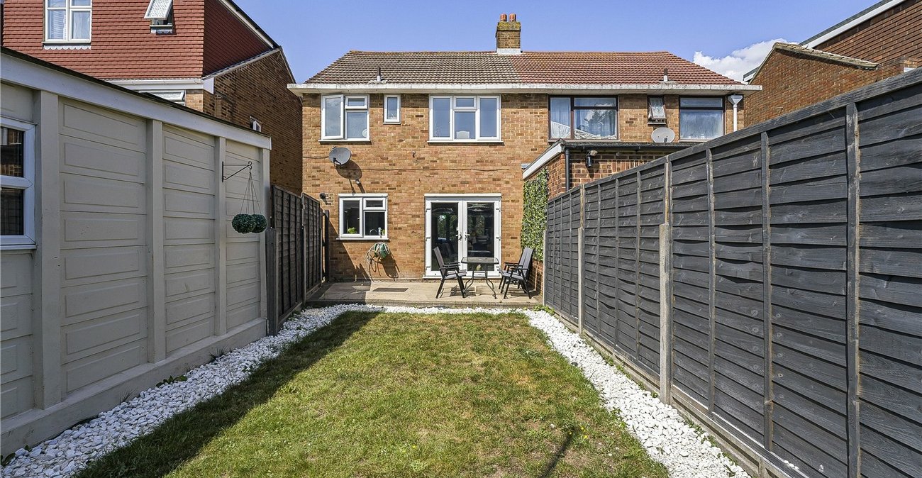 3 bedroom house for sale in Fleet Estate | Robinson Jackson