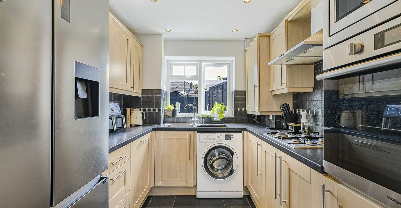 3 bedroom house for sale in Fleet Estate | Robinson Jackson