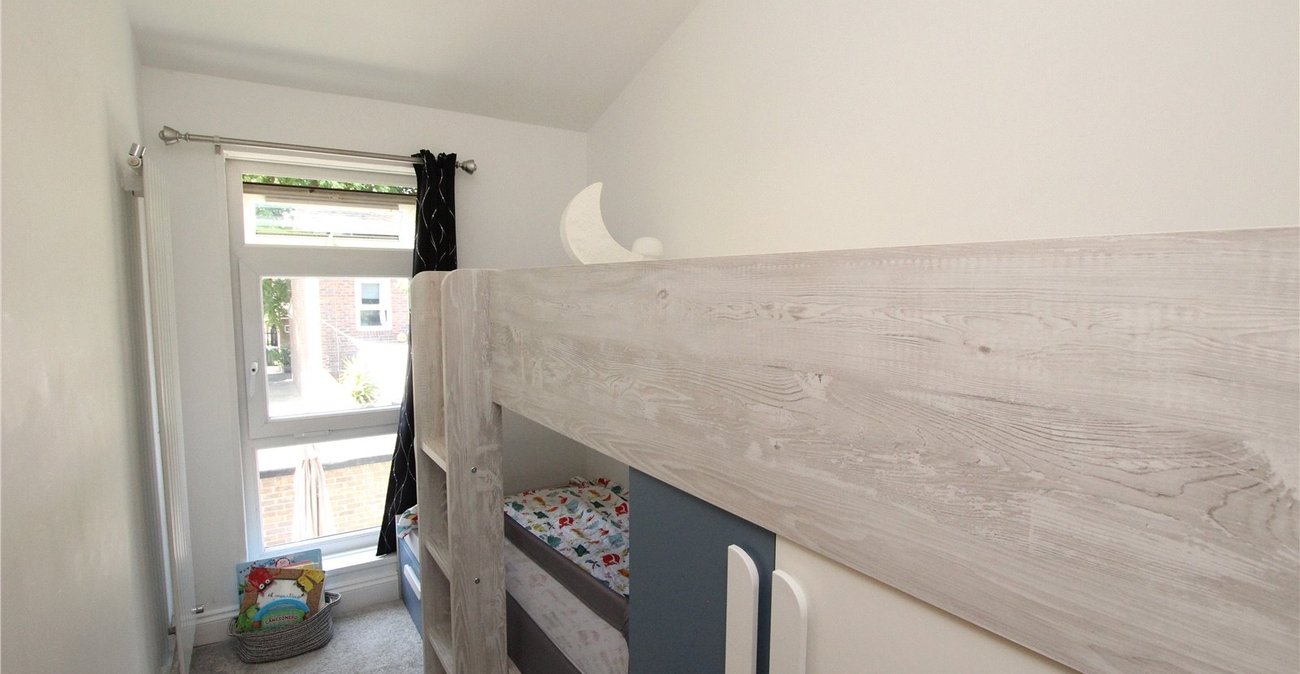 3 bedroom house for sale in Woolwich | Robinson Jackson