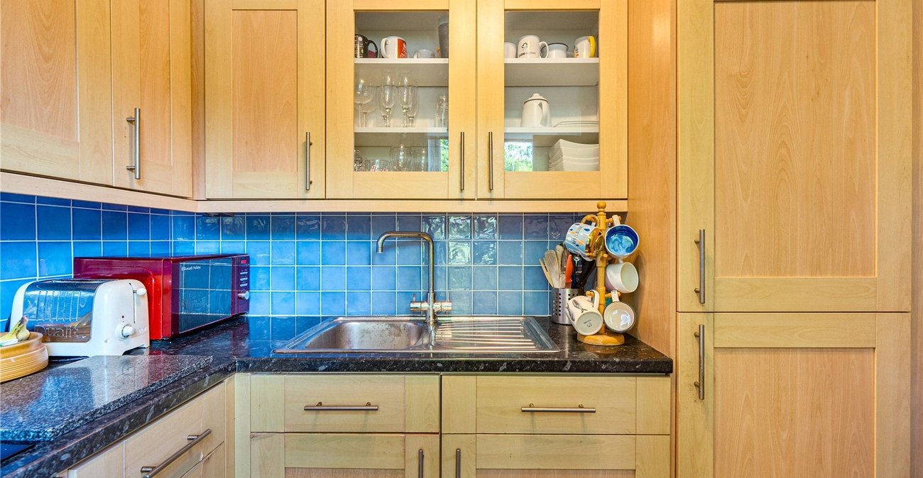1 bedroom property for sale in London | Robinson Jackson