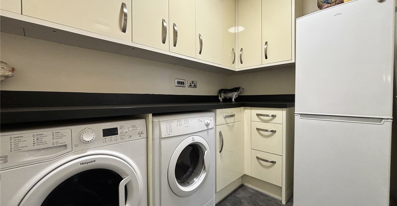 4 bedroom house for sale in Walderslade | Robinson Michael & Jackson