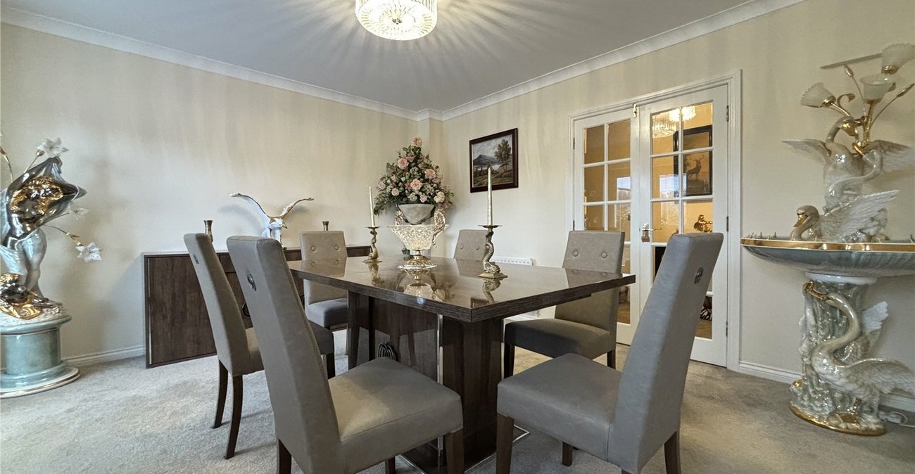 4 bedroom house for sale in Walderslade | Robinson Michael & Jackson