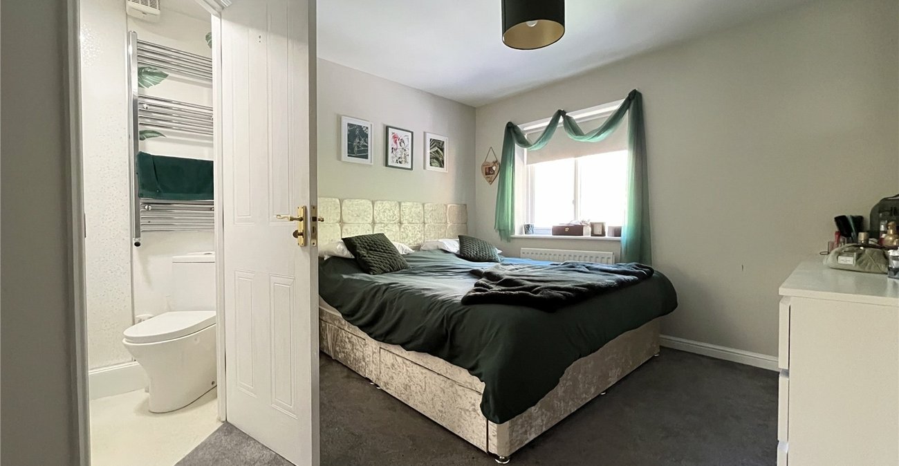 5 bedroom house for sale in Walderslade | Robinson Michael & Jackson