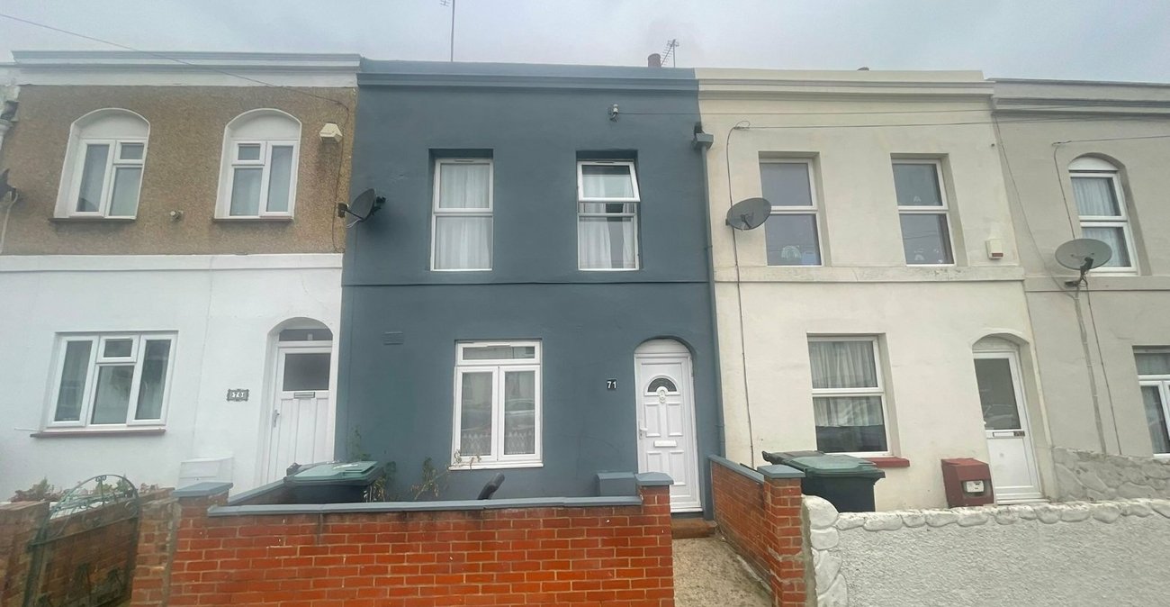 3 bedroom house for sale in Gravesend | Robinson Michael & Jackson