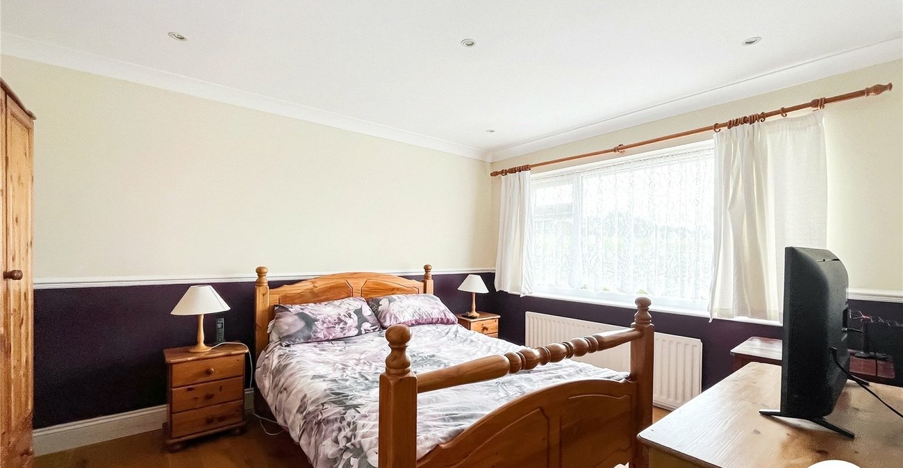 3 bedroom house for sale in Newington | Robinson Michael & Jackson