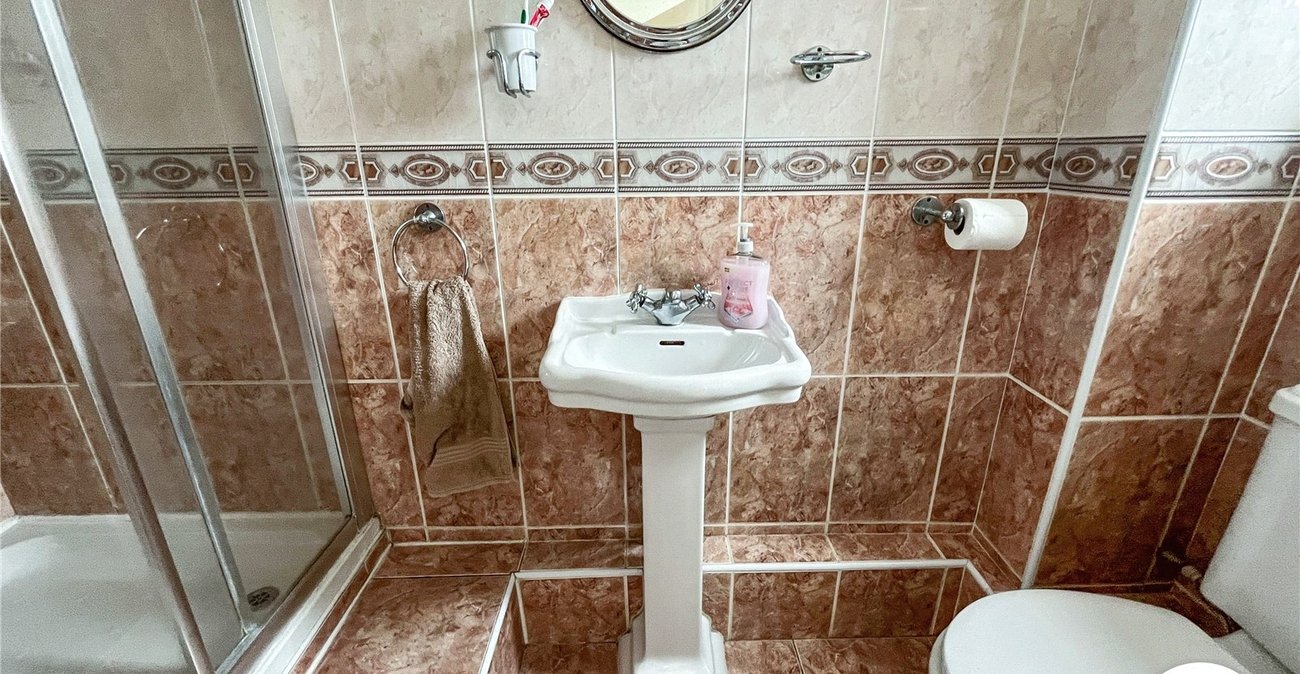 3 bedroom house for sale in Newington | Robinson Michael & Jackson