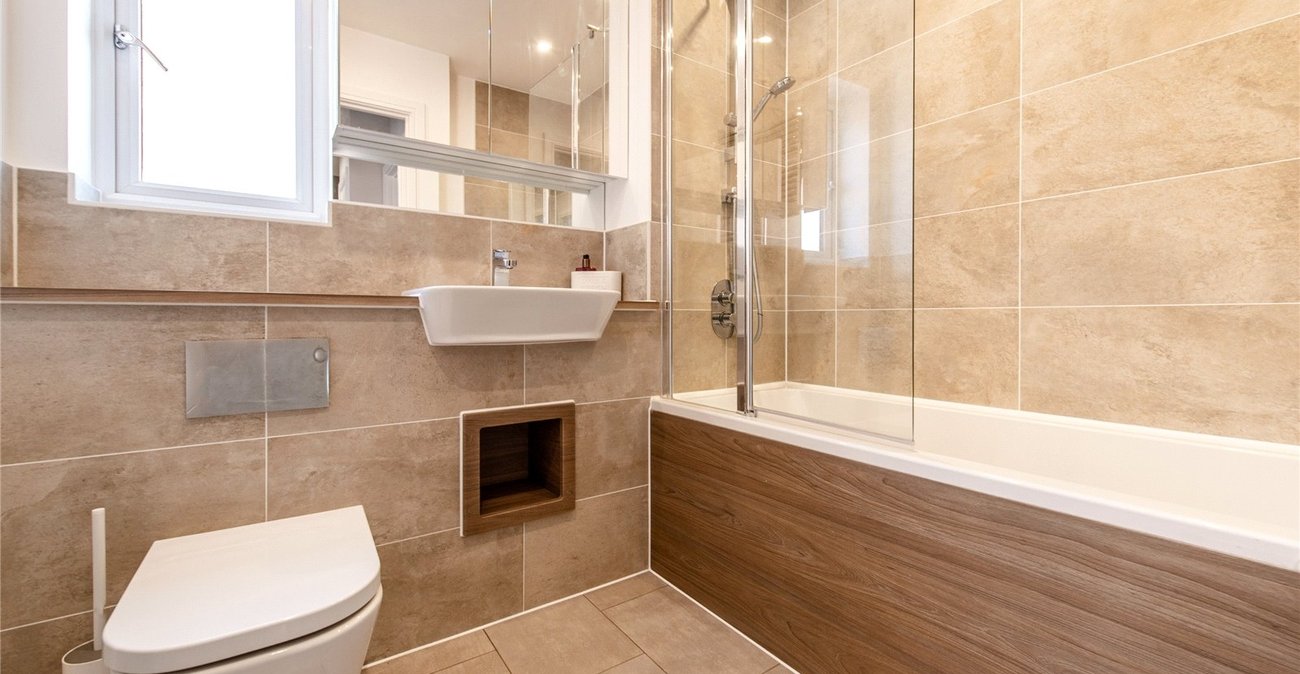 3 bedroom house for sale in Langley | Robinson Michael & Jackson