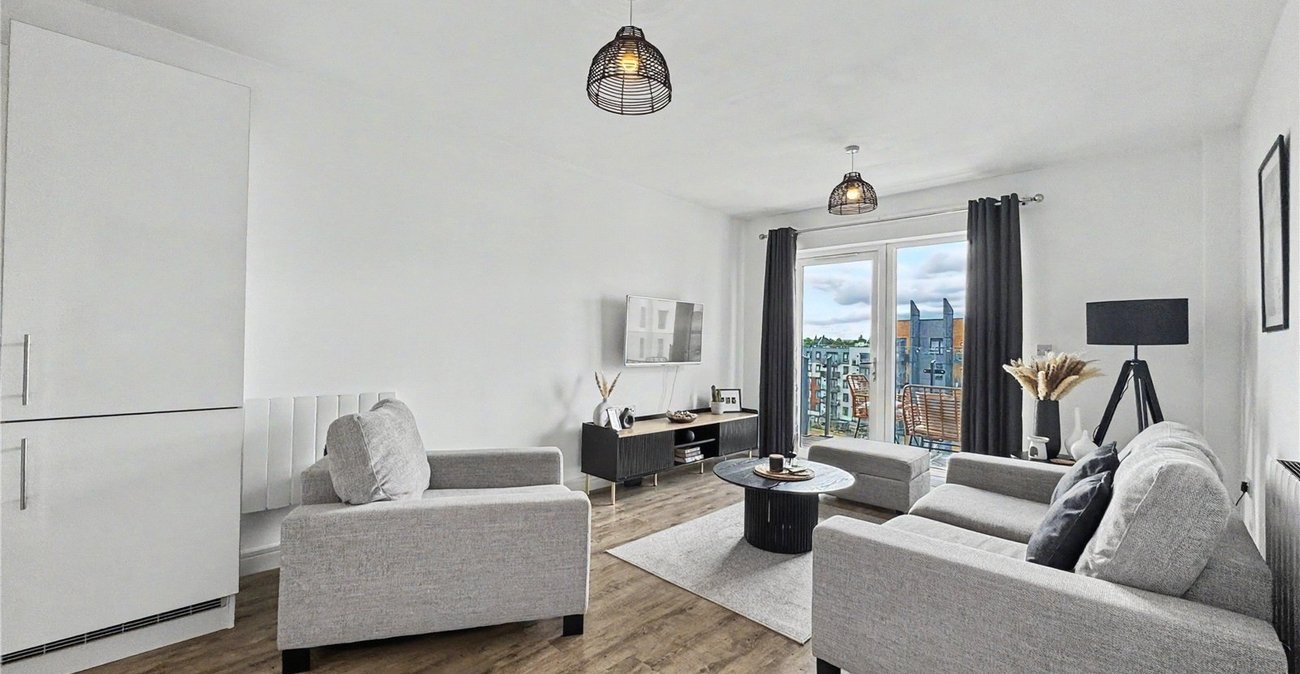 1 bedroom property for sale in Gillingham | Robinson Michael & Jackson