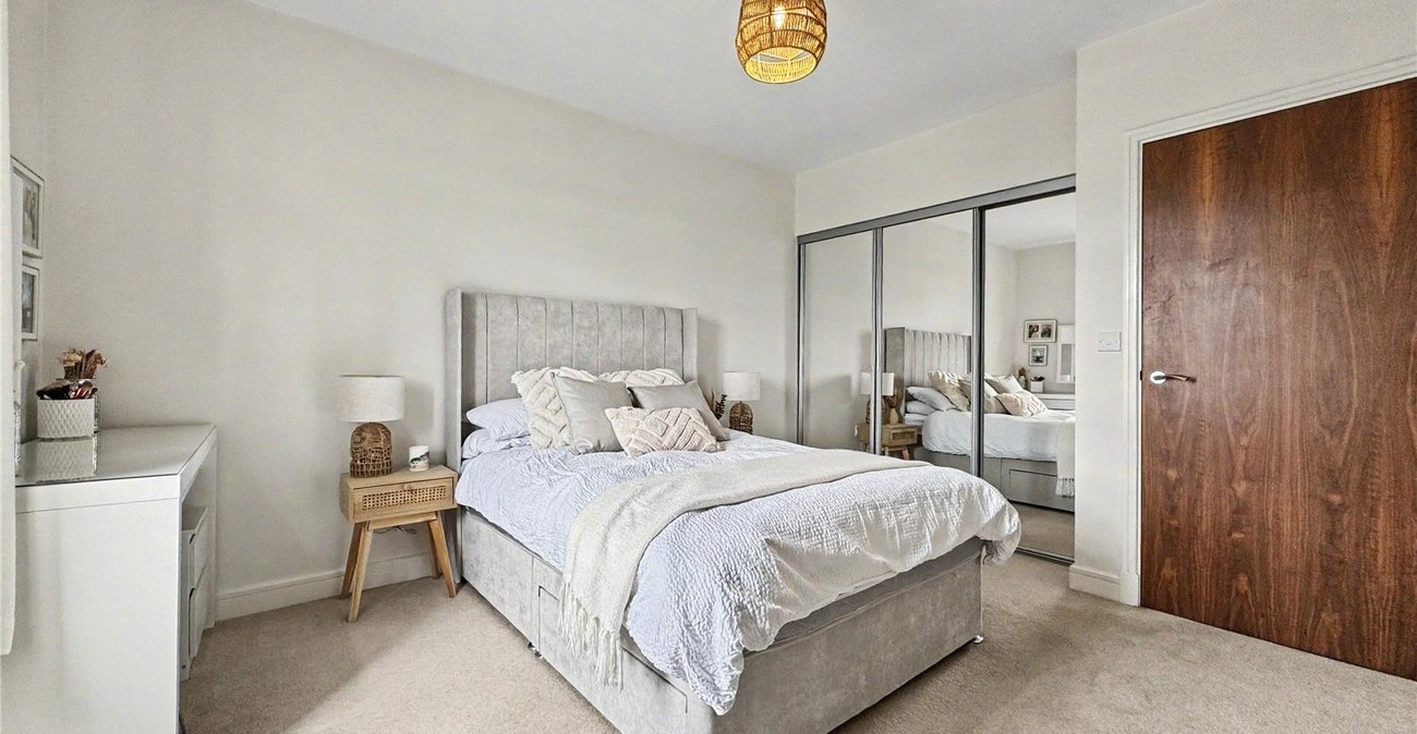 1 bedroom property for sale in Gillingham | Robinson Michael & Jackson