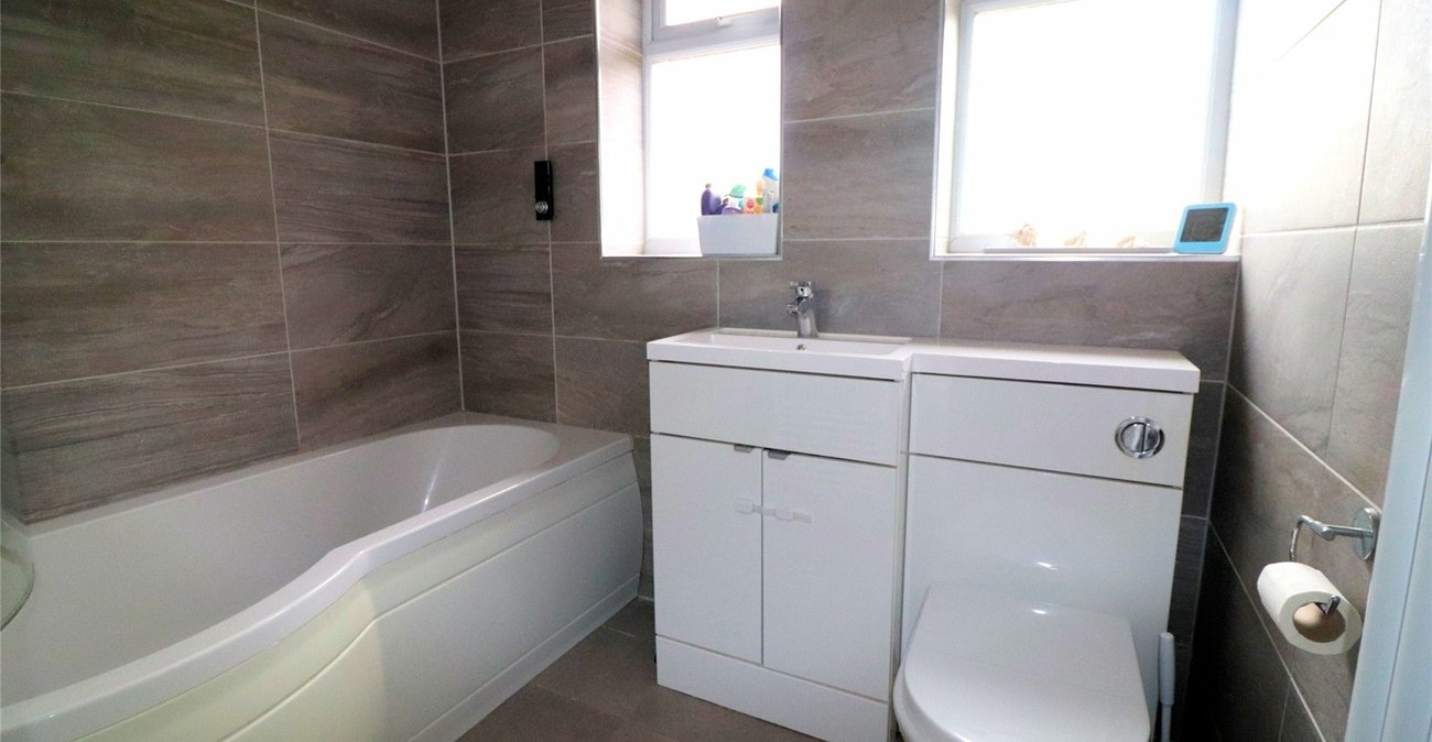 3 bedroom house for sale in Erith | Robinson Jackson