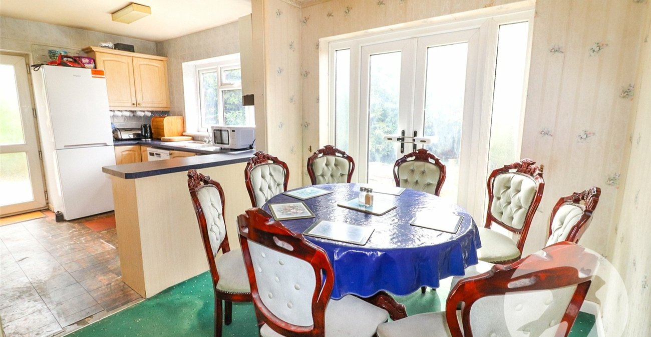 3 bedroom house for sale in Northumberland Heath | Robinson Jackson