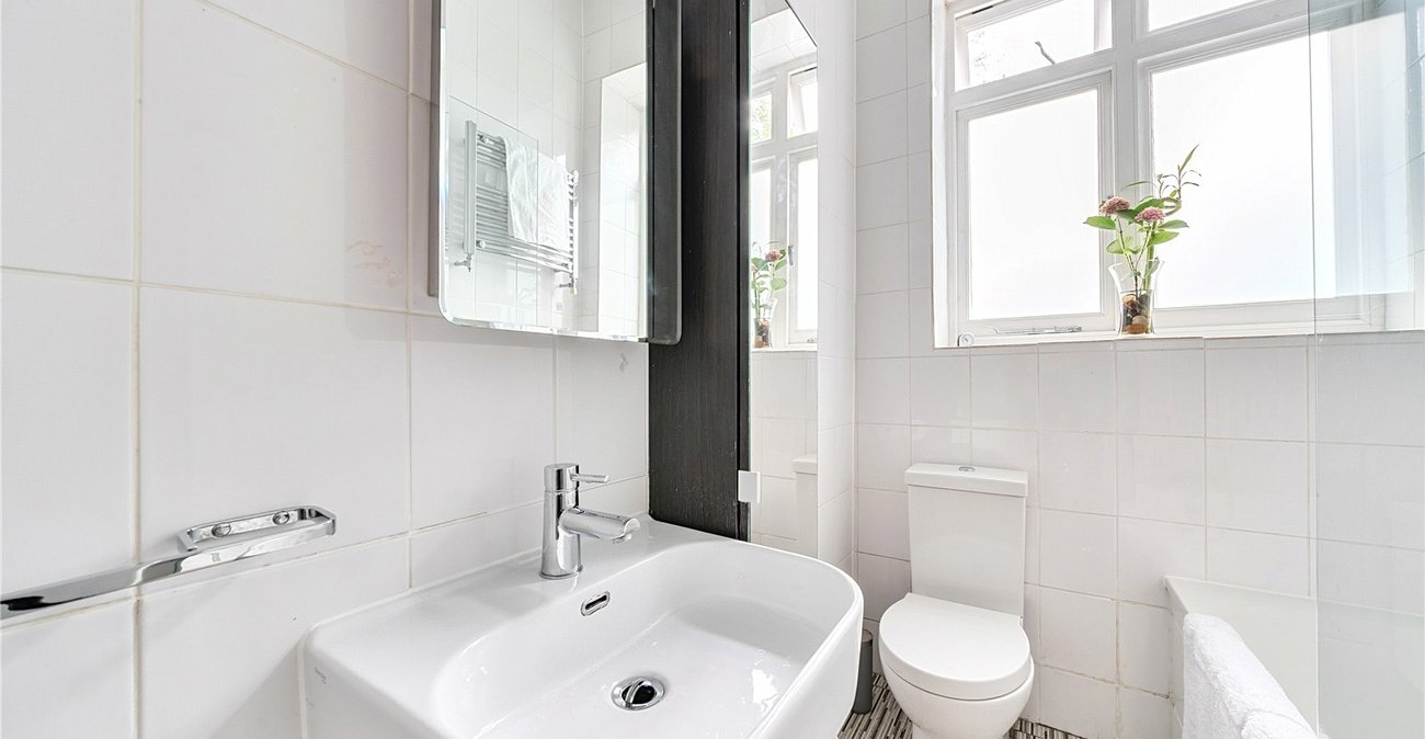 1 bedroom property for sale in  | Robinson Jackson