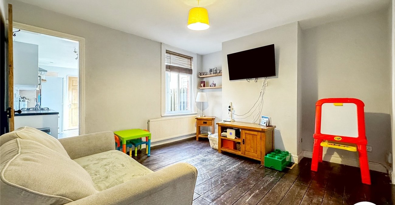 2 bedroom house for sale in Maidstone | Robinson Michael & Jackson