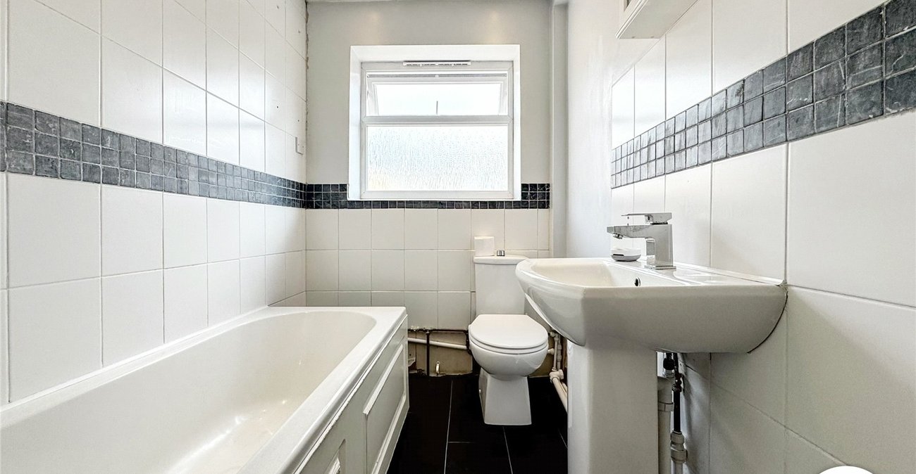 2 bedroom house for sale in Maidstone | Robinson Michael & Jackson