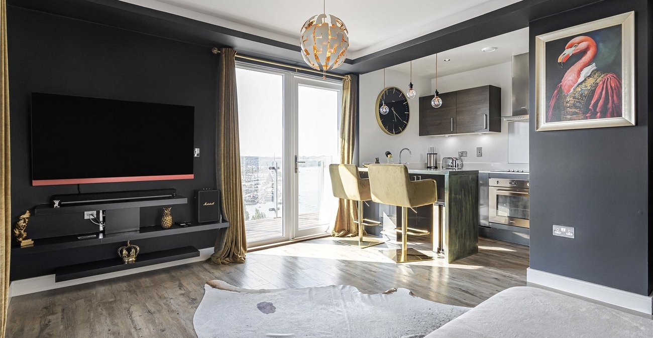 2 bedroom property for sale in Gillingham | Robinson Michael & Jackson