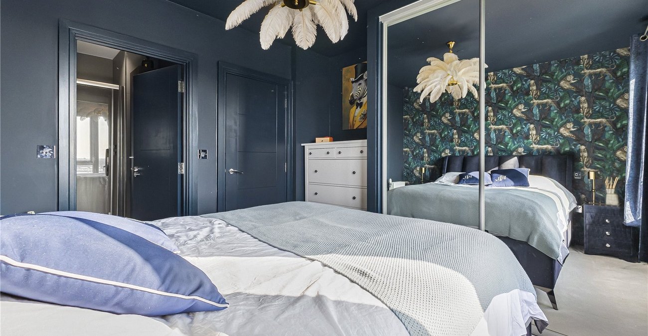 2 bedroom property for sale in Gillingham | Robinson Michael & Jackson