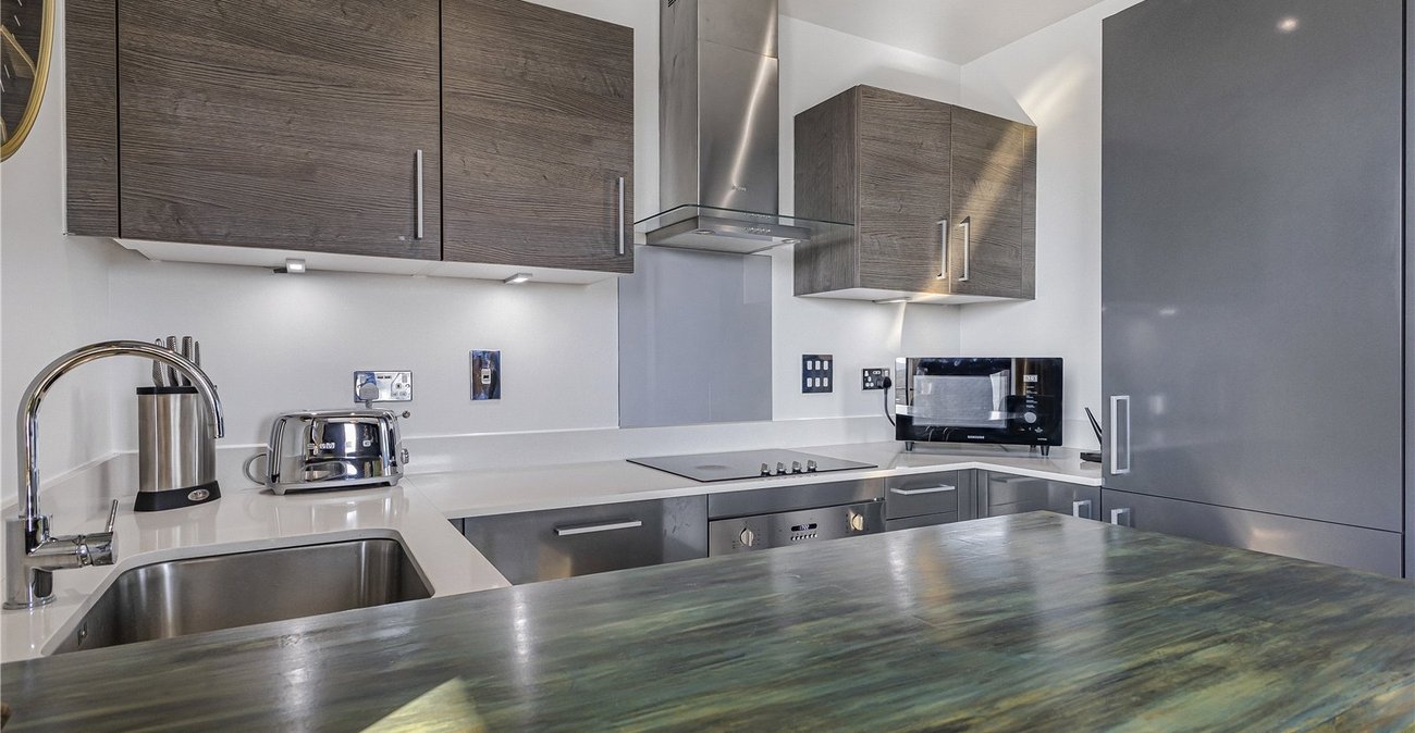 2 bedroom property for sale in Gillingham | Robinson Michael & Jackson