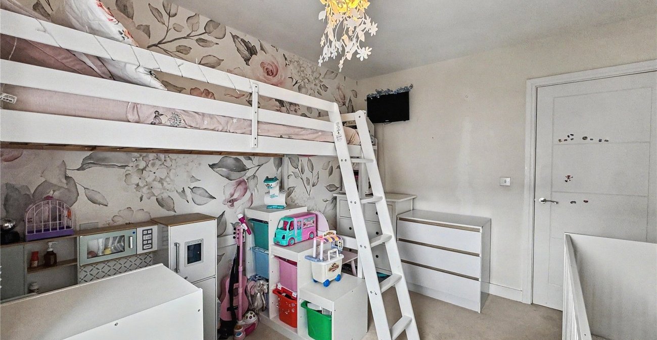 2 bedroom property for sale in Gillingham | Robinson Michael & Jackson
