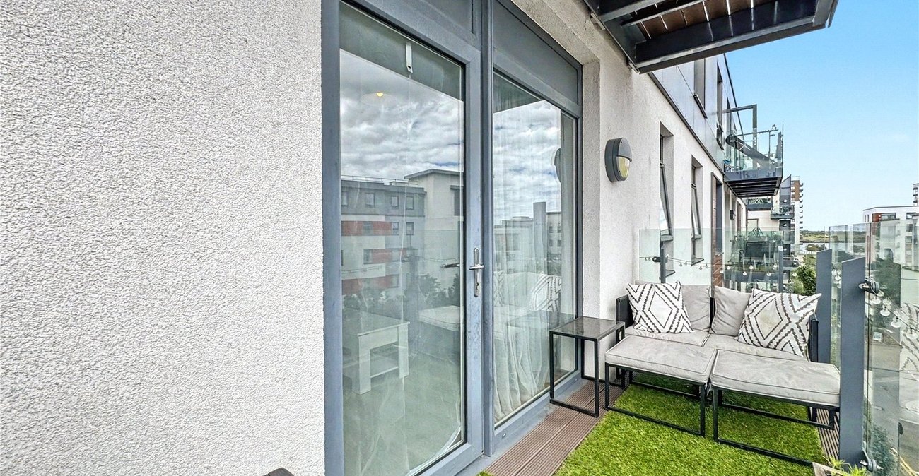 2 bedroom property for sale in Gillingham | Robinson Michael & Jackson