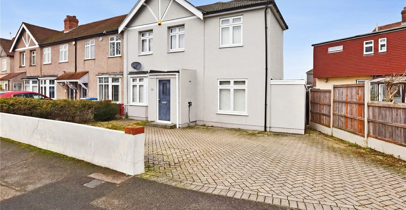 3 bedroom house for sale in Bexleyheath | Robinson Jackson