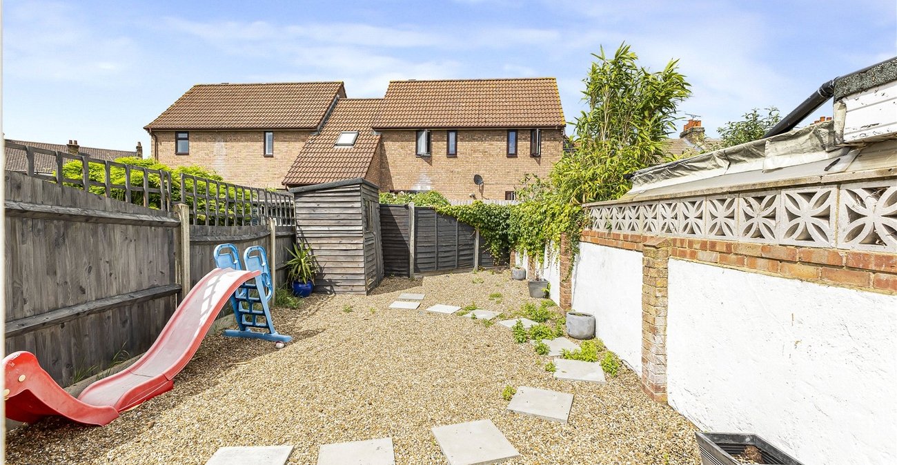 3 bedroom house for sale in Gravesend | Robinson Michael & Jackson